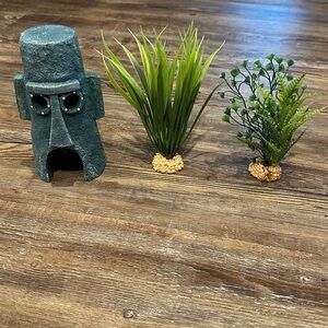 Aquarium Decor Set with Moai Statue and Plants